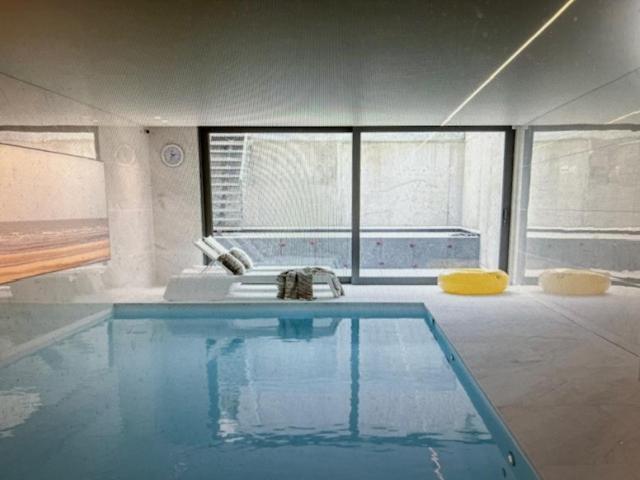 Schravenhoek Met Indoorzwembad En Sauna Veurne Luaran gambar