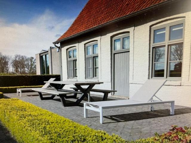 Schravenhoek Met Indoorzwembad En Sauna Veurne Luaran gambar